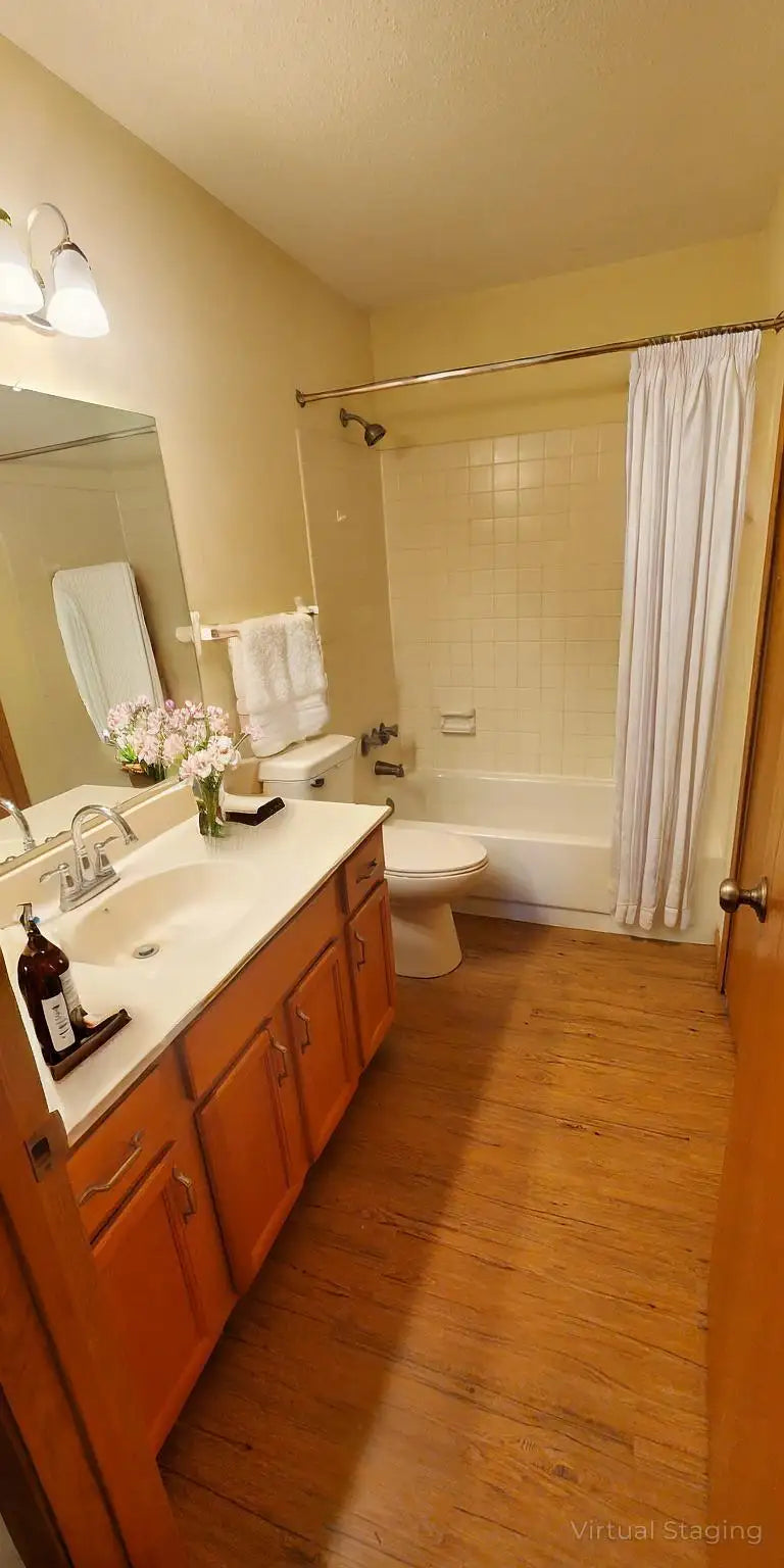 3155 Coachman Road, Eagan, MN 55121